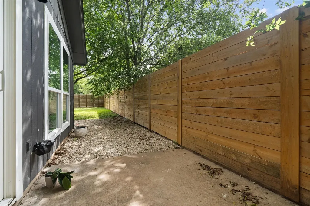 12811 Copper Cliff Avenue Austin TX 78727
