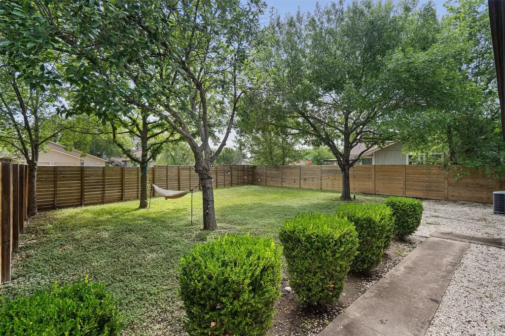 12811 Copper Cliff Avenue Austin TX 78727