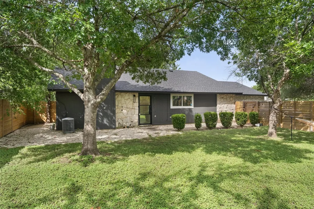 12811 Copper Cliff Avenue Austin TX 78727