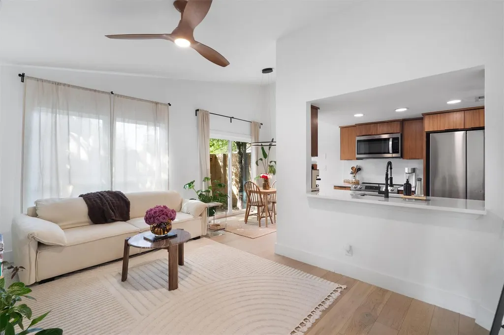 12811 Copper Cliff Avenue Austin TX 78727