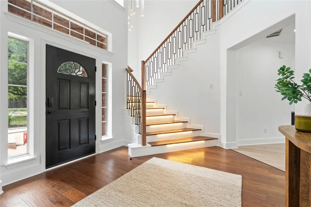 15239 Calaveras Drive Austin TX 78717