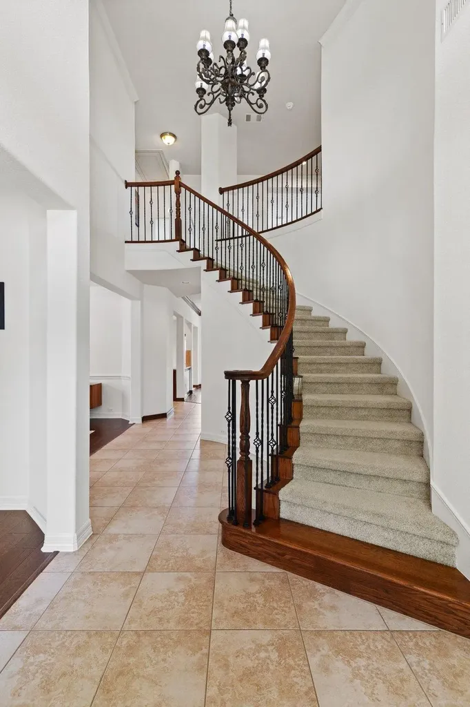 13100 Country Trails Lane Austin TX 78732