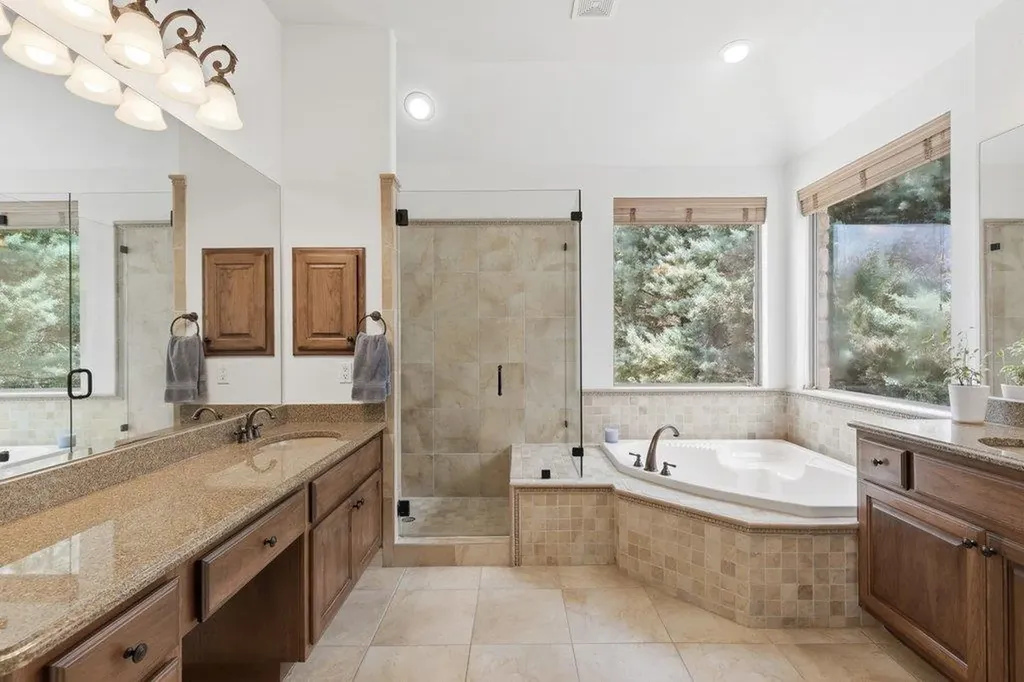 13100 Country Trails Lane Austin TX 78732