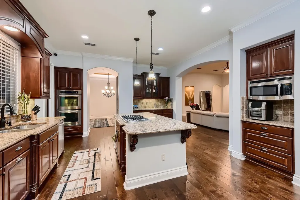 124 Gabriel Vista E Georgetown TX 78633