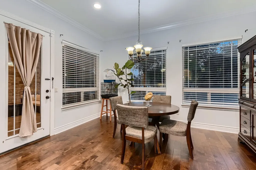 124 Gabriel Vista E Georgetown TX 78633