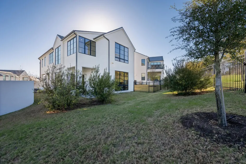 6901 Adeline Way Austin TX 78746