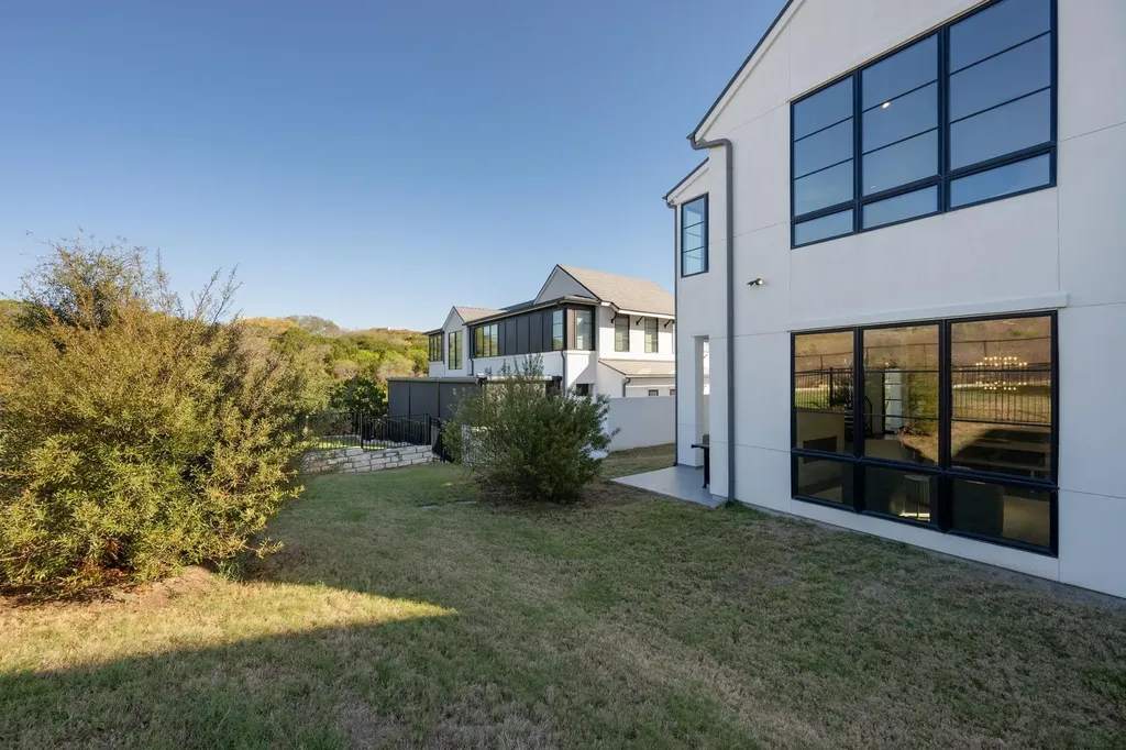 6901 Adeline Way Austin TX 78746