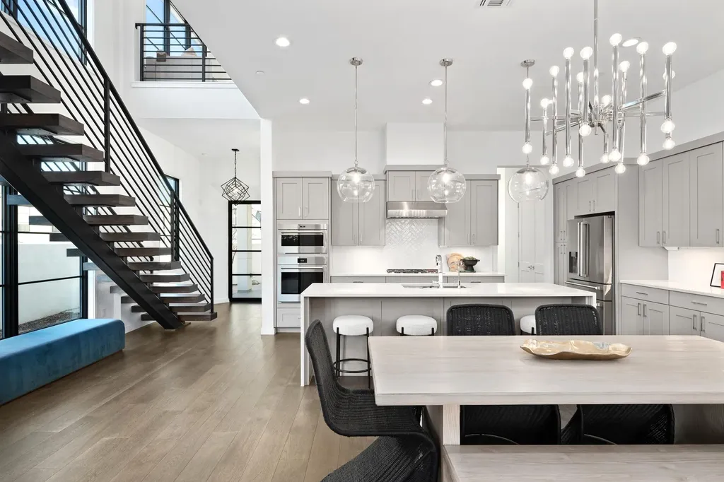 6901 Adeline Way Austin TX 78746