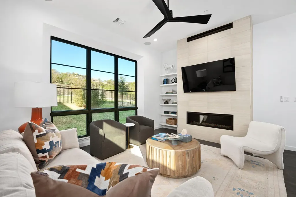 6901 Adeline Way Austin TX 78746