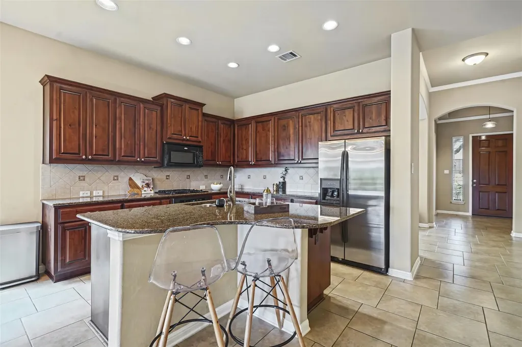 1915 Kempwood Loop Round Rock TX 78665