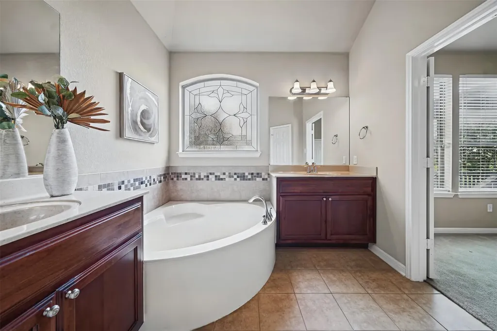 1915 Kempwood Loop Round Rock TX 78665