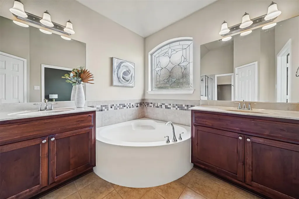 1915 Kempwood Loop Round Rock TX 78665