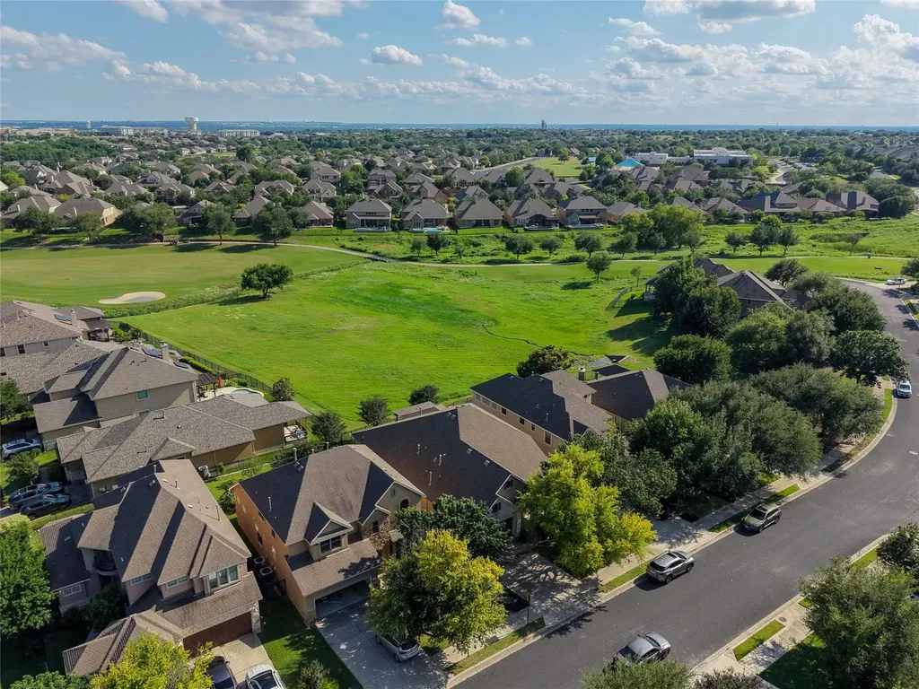 1915 Kempwood Loop Round Rock TX 78665
