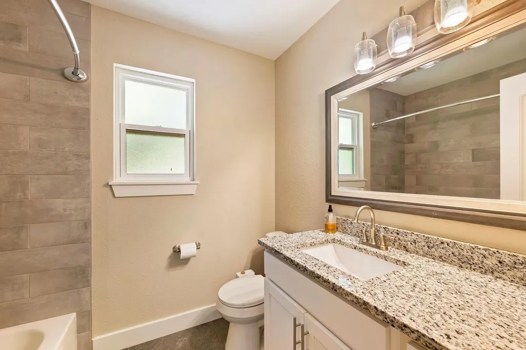 8536 Birmingham Drive Austin TX 78748