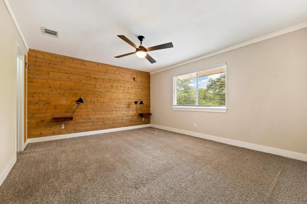8536 Birmingham Drive Austin TX 78748