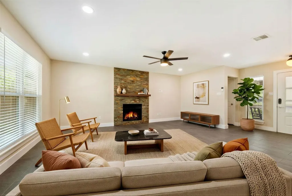 8536 Birmingham Drive Austin TX 78748