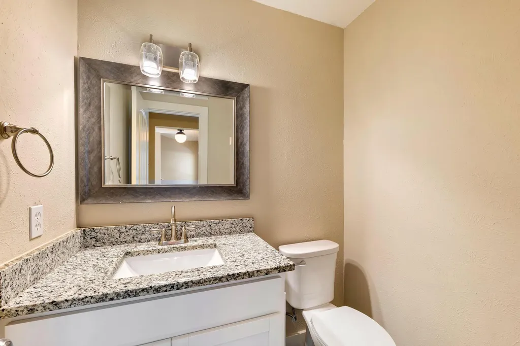 8536 Birmingham Drive Austin TX 78748