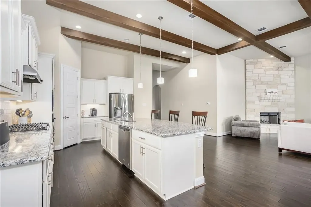 821 Richardson Lane Leander TX 78641