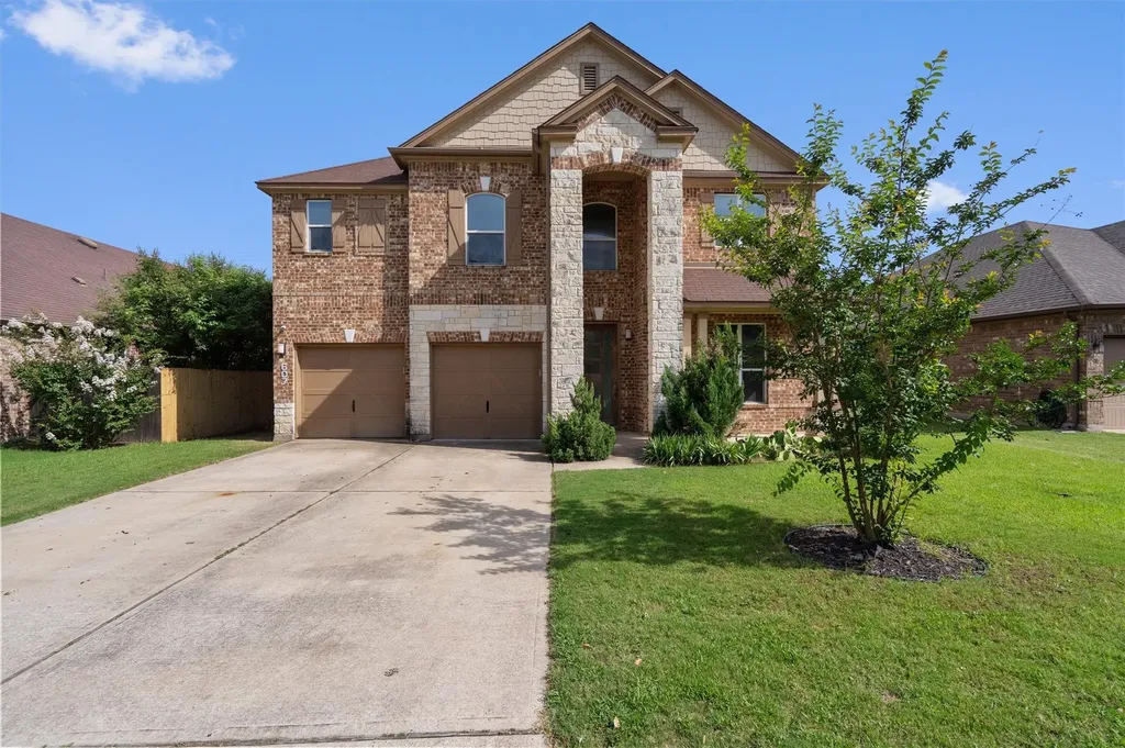 607 Yosemite Trail Taylor TX 76574