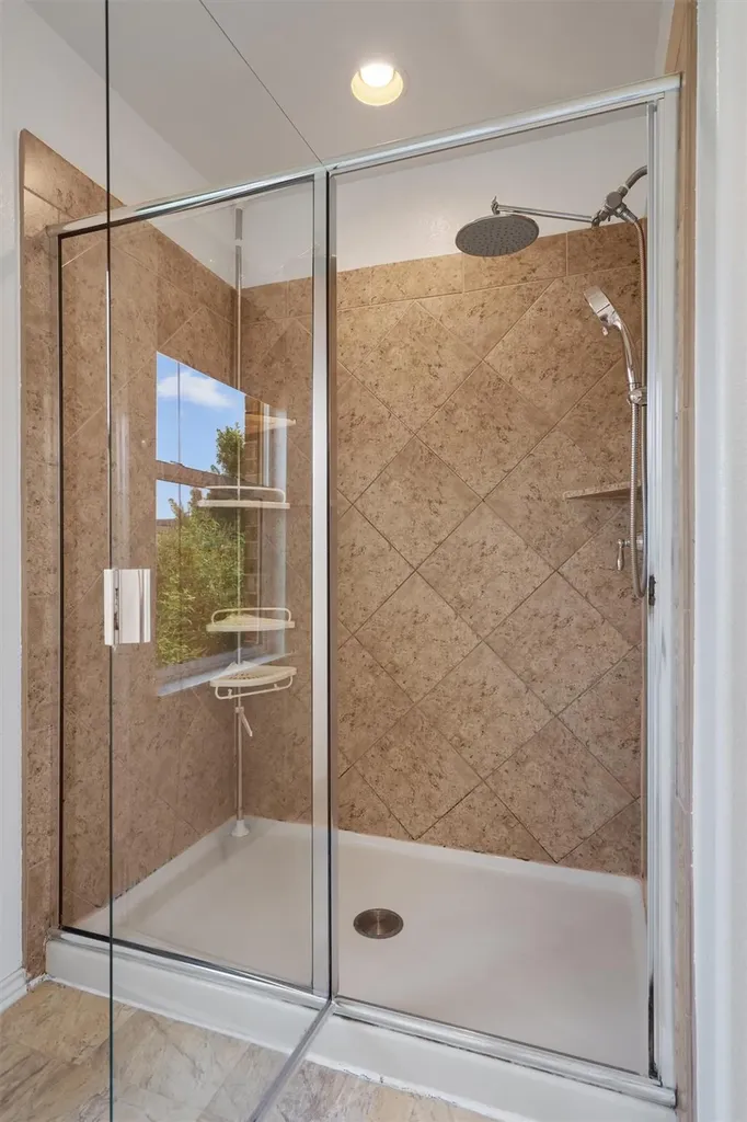 607 Yosemite Trail Taylor TX 76574