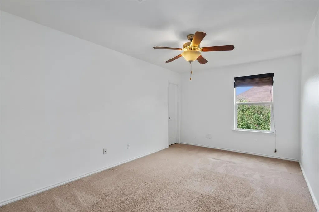 607 Yosemite Trail Taylor TX 76574