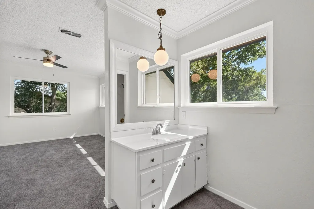 11401 Windermere Meadow Austin TX 78759