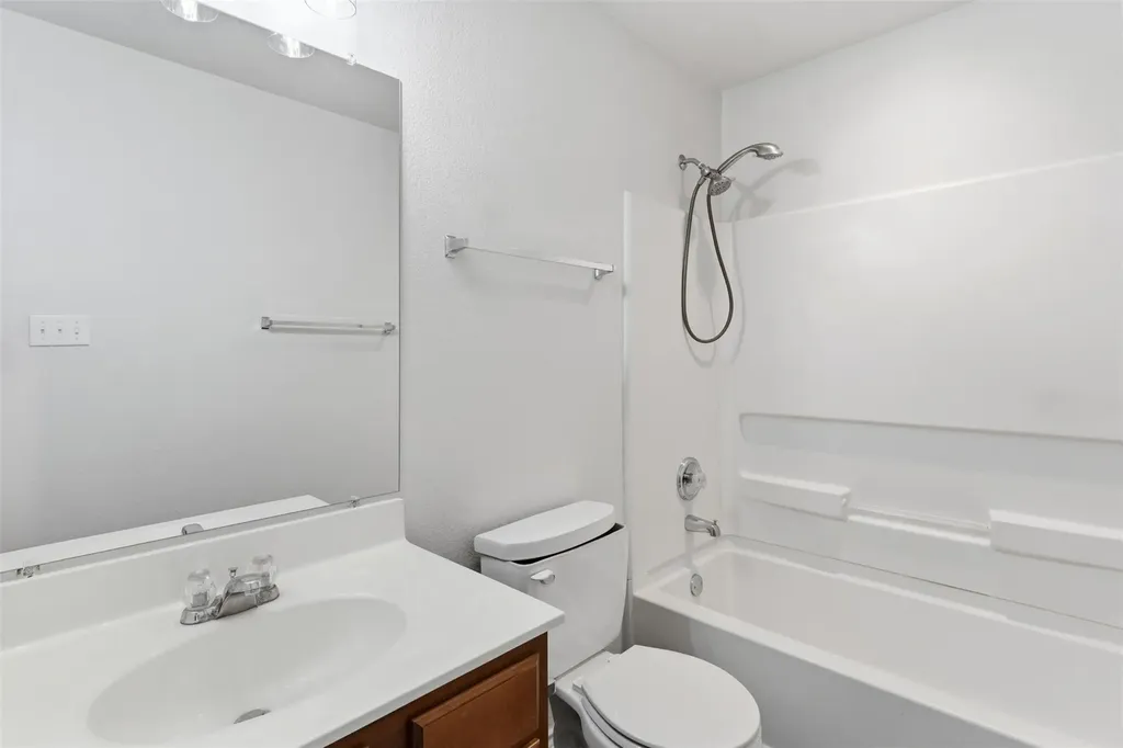 602 Yosemite Trail Taylor TX 76574