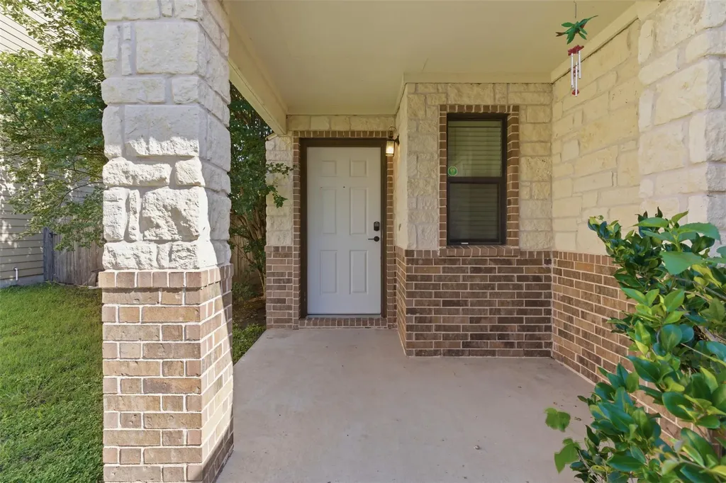 602 Yosemite Trail Taylor TX 76574