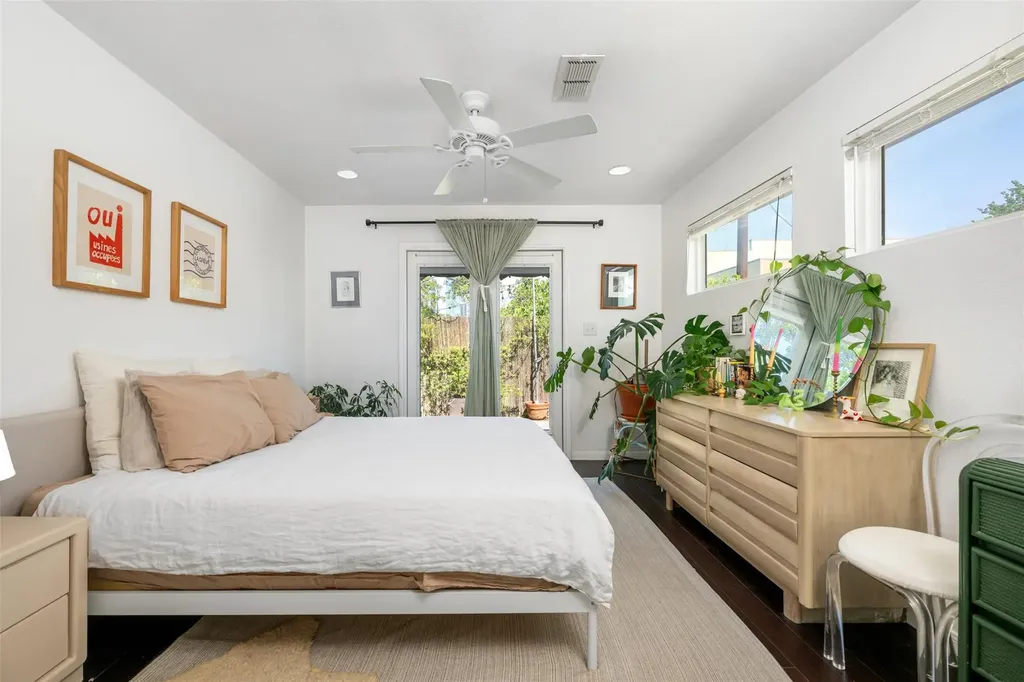1610 Willow Street Austin TX 78702