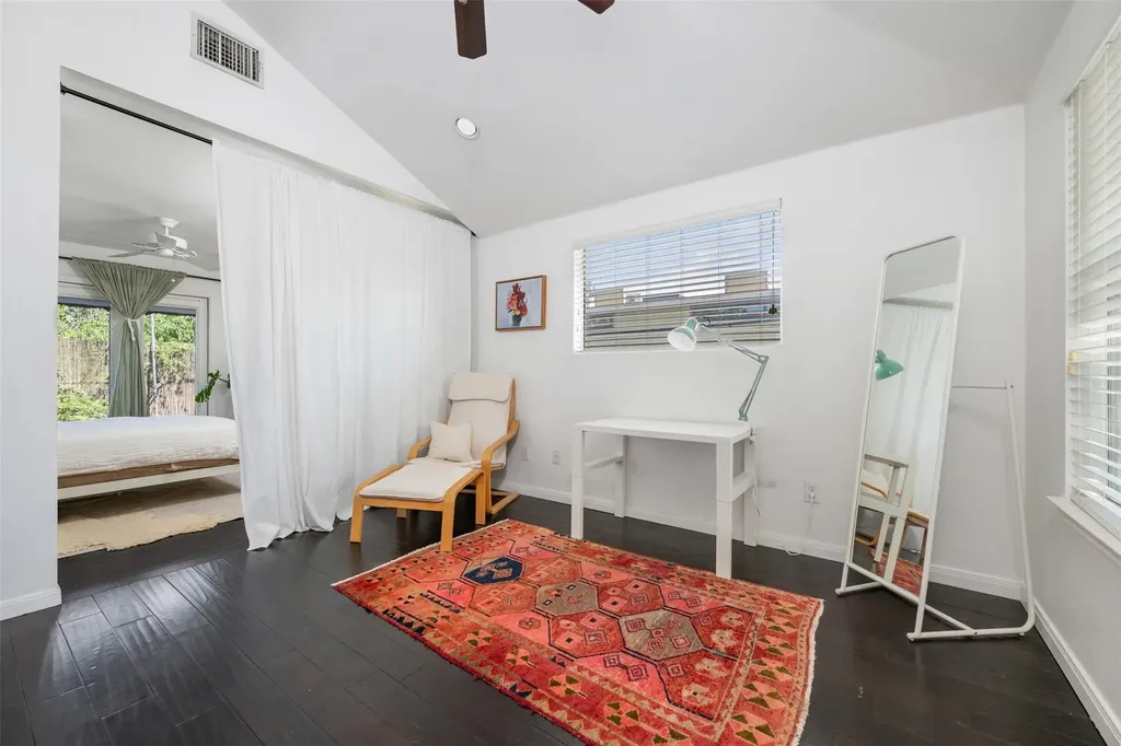 1610 Willow Street Austin TX 78702