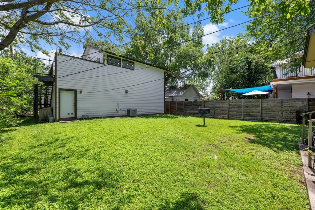 1610 Willow Street Austin TX 78702