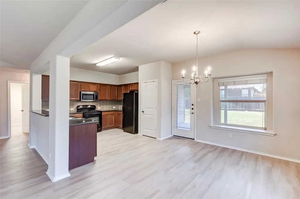 2701 Hearthsong Loop Round Rock TX 78665