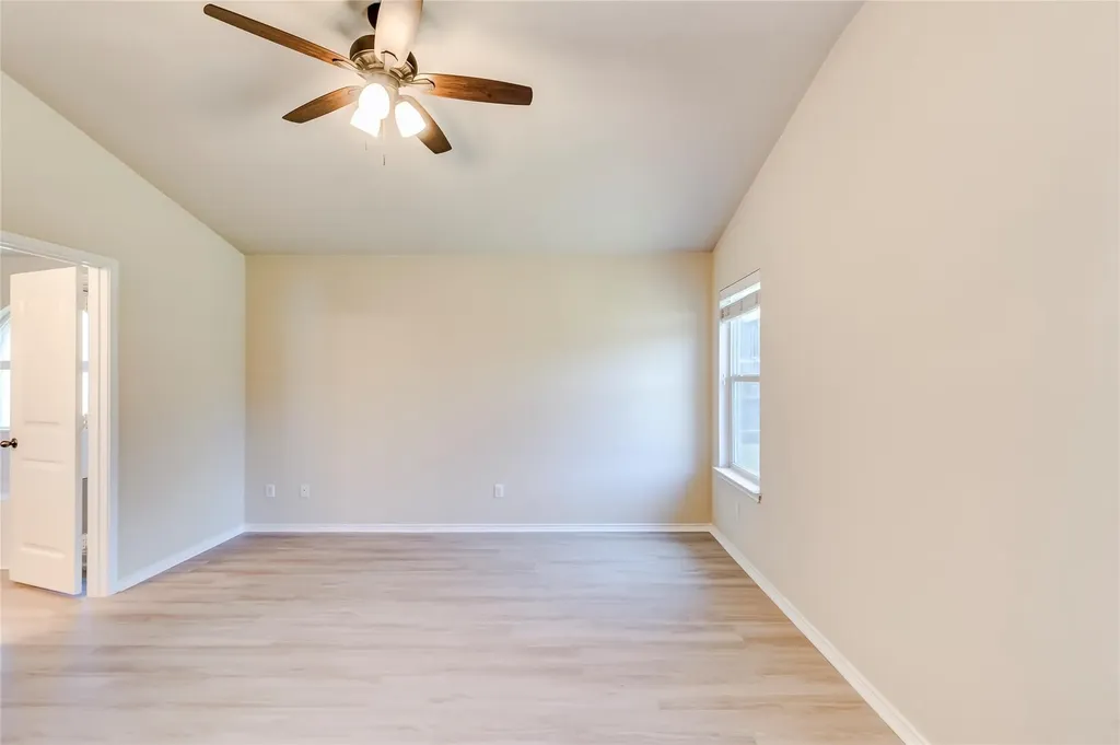 2701 Hearthsong Loop Round Rock TX 78665