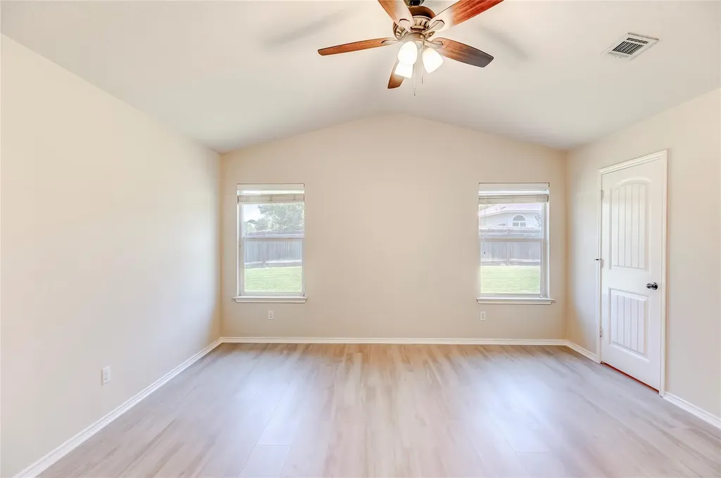 2701 Hearthsong Loop Round Rock TX 78665