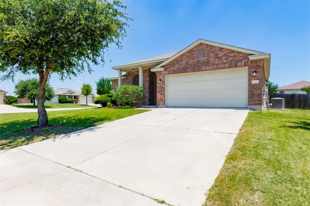 2701 Hearthsong Loop Round Rock TX 78665