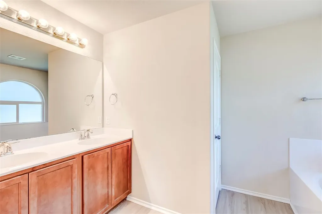 2701 Hearthsong Loop Round Rock TX 78665
