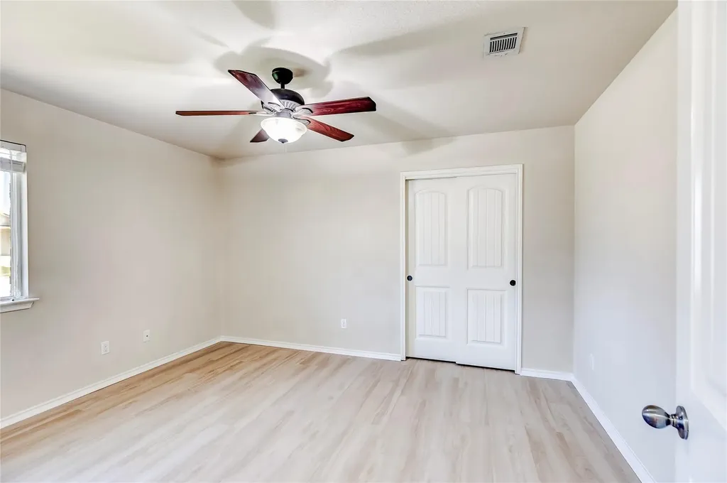 2701 Hearthsong Loop Round Rock TX 78665