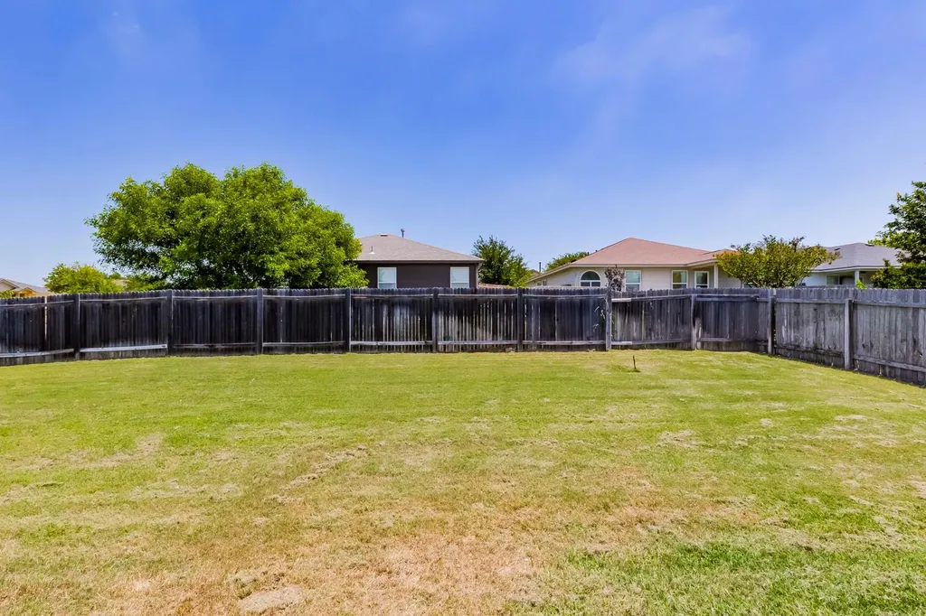 2701 Hearthsong Loop Round Rock TX 78665