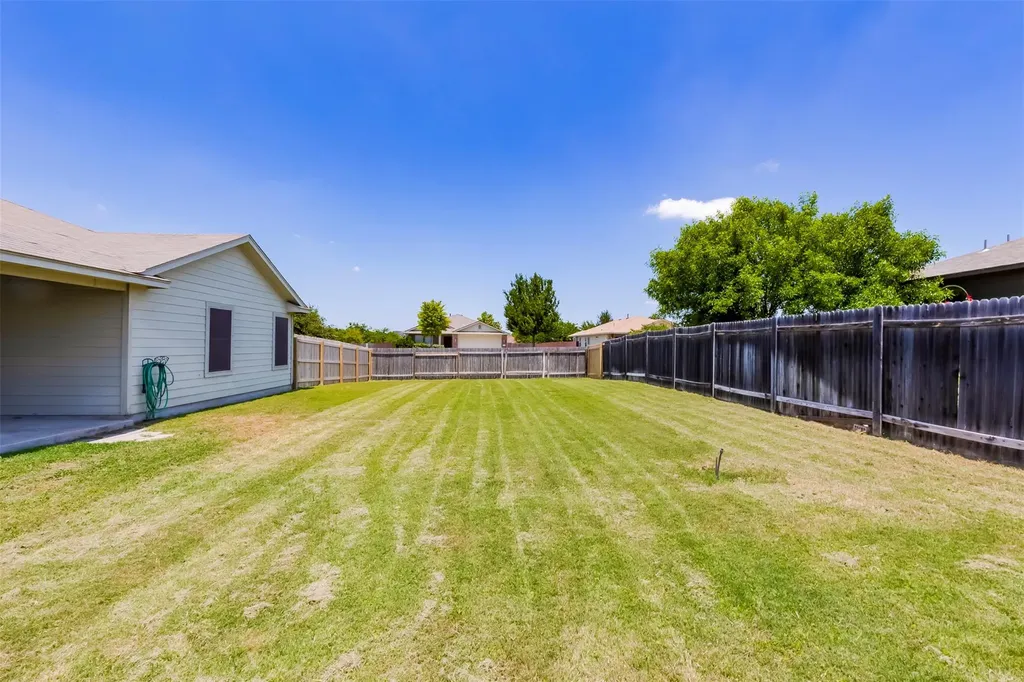 2701 Hearthsong Loop Round Rock TX 78665