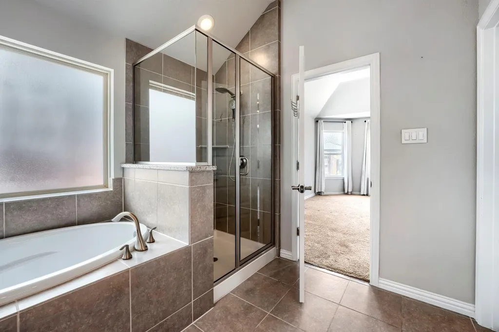 2204 Bonavista Way Leander TX 78641