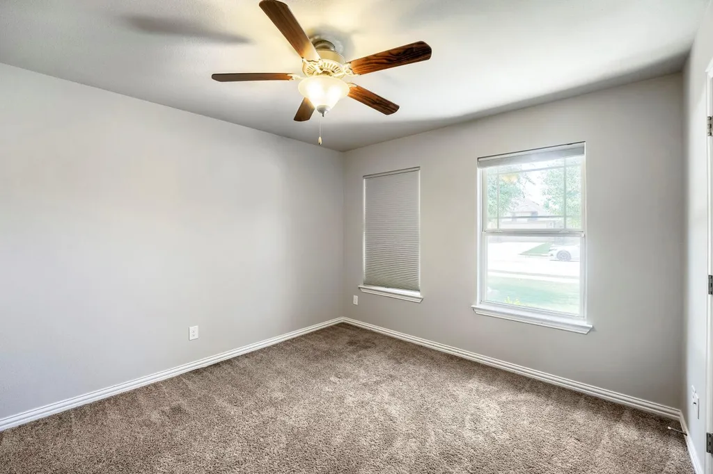 2204 Bonavista Way Leander TX 78641