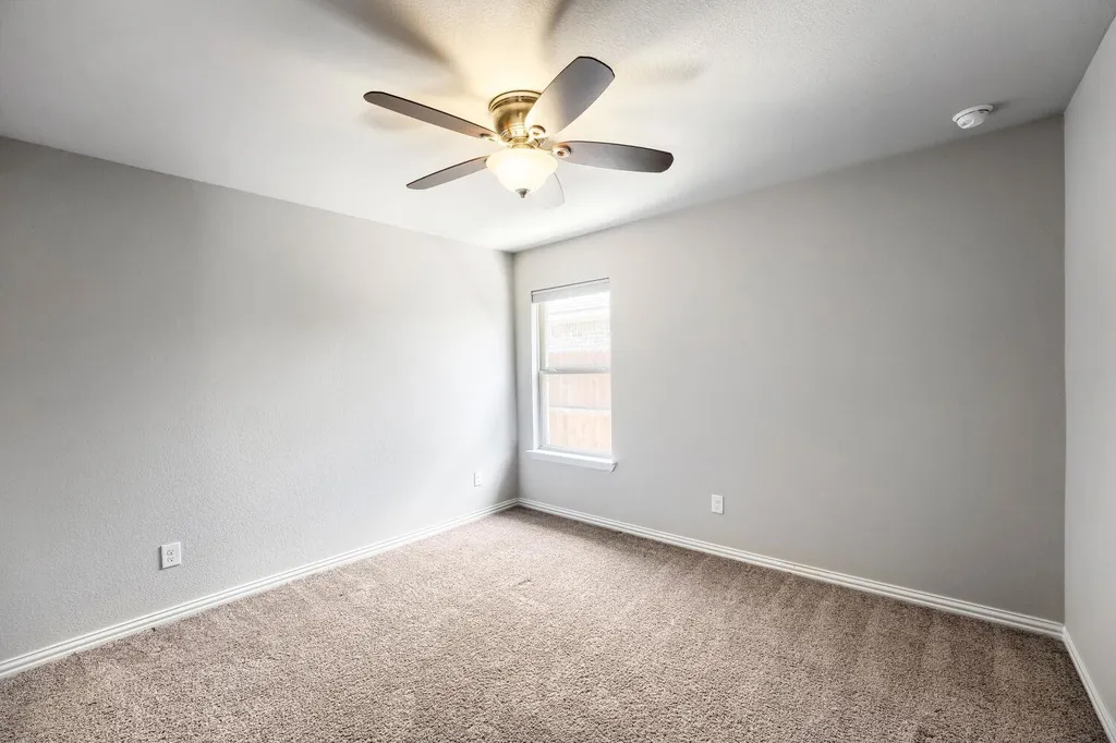 2204 Bonavista Way Leander TX 78641