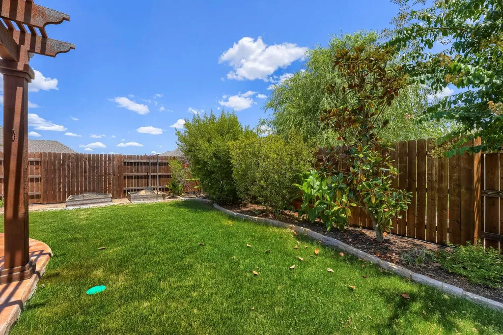 2204 Bonavista Way Leander TX 78641