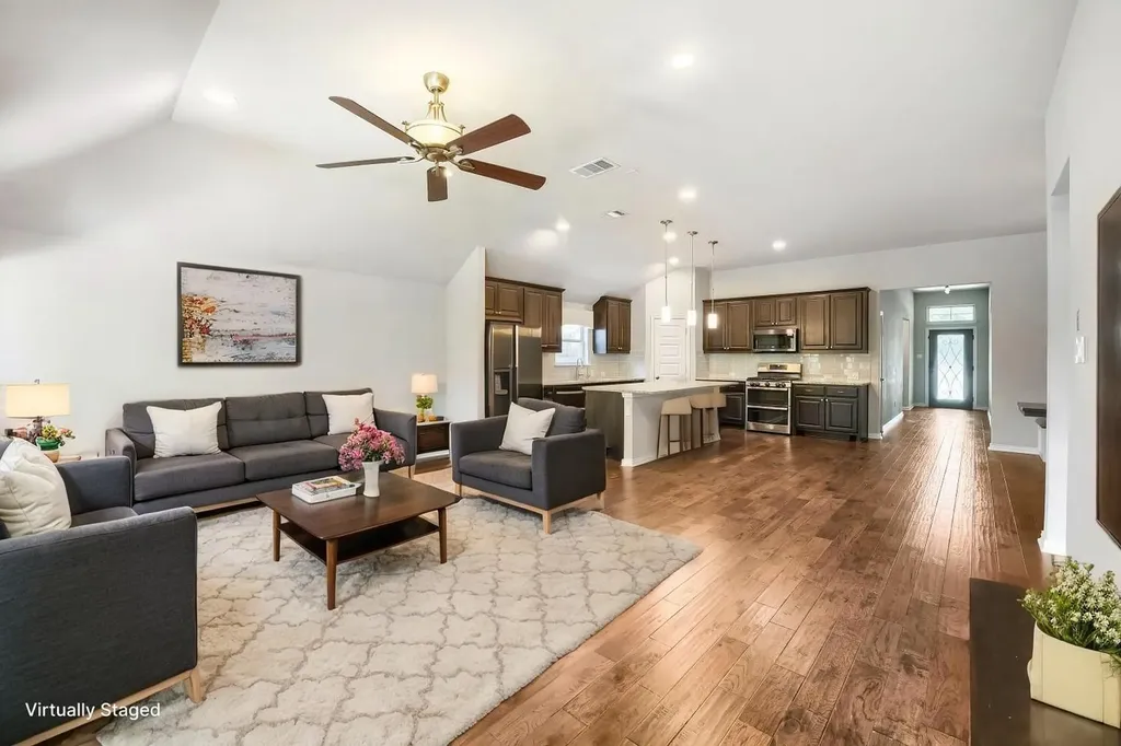 2204 Bonavista Way Leander TX 78641