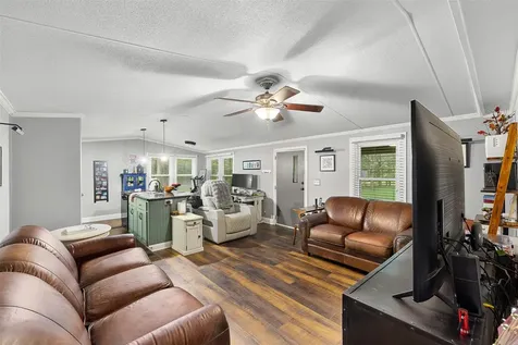 1218 County Road 436 Dime Box TX 77853