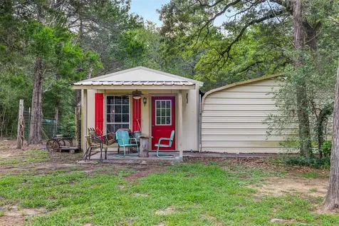 1218 County Road 436 Dime Box TX 77853