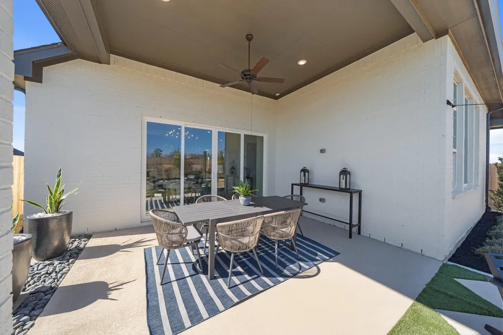 208 Montecido Drive Liberty Hill TX 78642