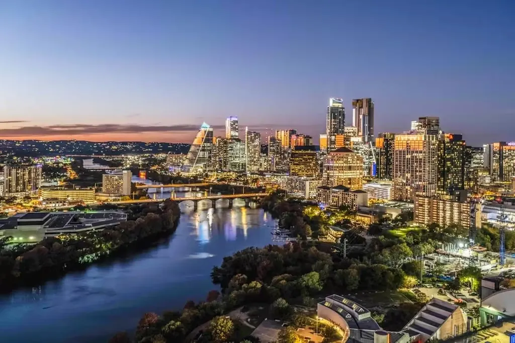 48 East Avenue Austin TX 78701