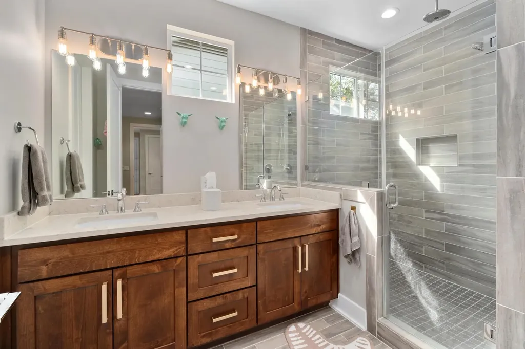 3302 Funston Street Austin TX 78703