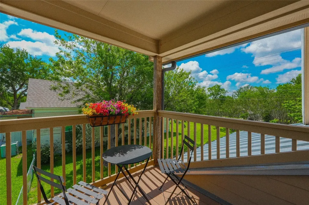 201 E Eggleston Street Manor TX 78653